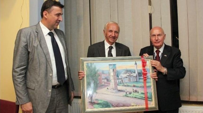 Kemal Baysak'a B&uuml;y&uuml;k Onur