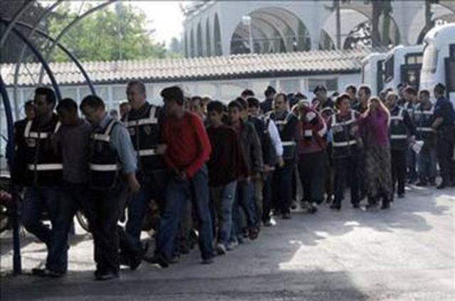 &Ccedil;ikolata karşılığı eroin! 23