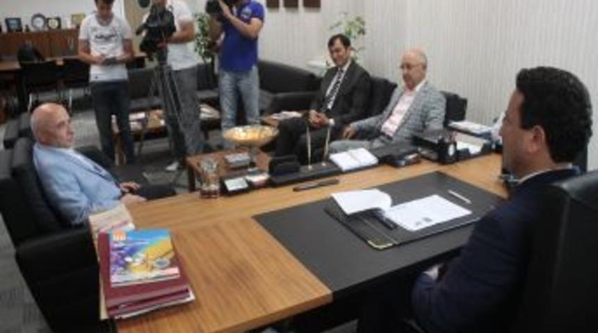 Milletvekillerinden Melikşah &Uuml;niversitesi'ne Ziyaret