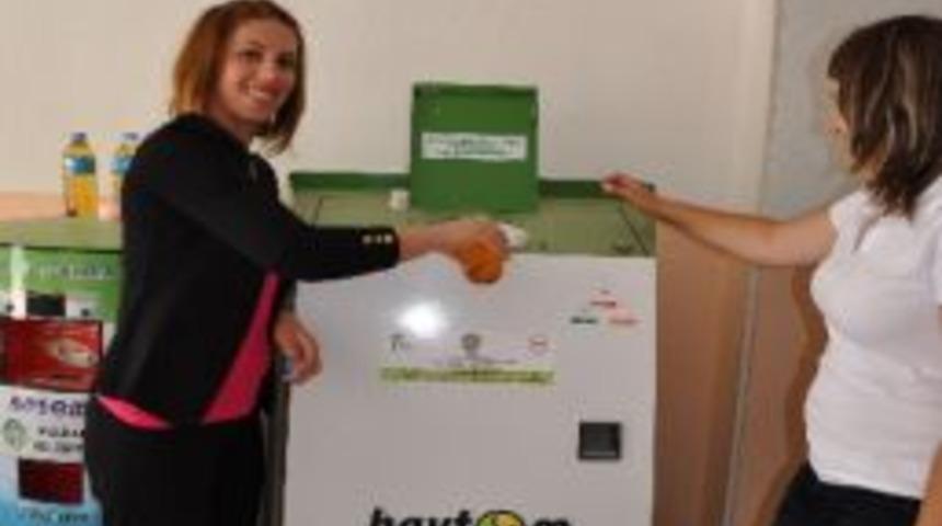 Evsel Atık Yağlar Toplamaya Devam Ediliyor