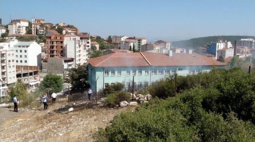 Kaynak Yaparken Yangın &Ccedil;ıkarttılar