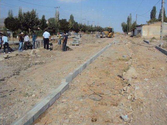 Tuzluca Belediyesi&rsquo;nden Yol Yapım &Ccedil;alışması 1