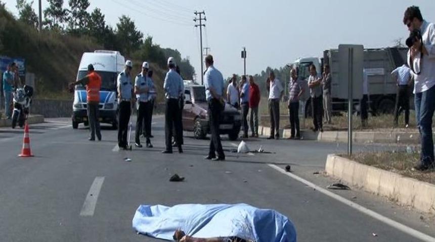 Sakarya'da Trafik Kazası: 1 &Ouml;l&uuml;, 1 Yaralı