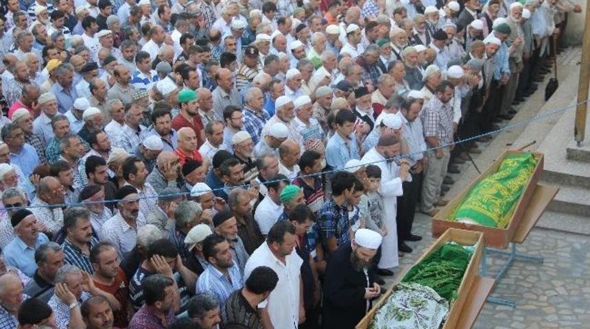 Baba-kız, Dualarla Uğurlandı
