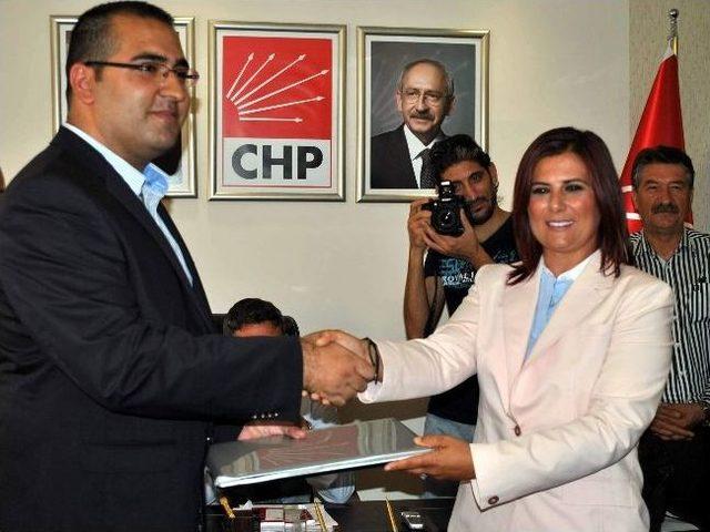 Meclis Toplantılarına Katılmayan Çerçioğlu, Chp’nin Açılışında Ortaya Çıktı