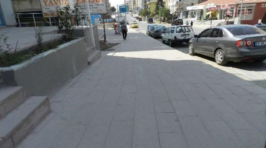 &Ccedil;erkezk&ouml;y'de 6 Ayda 57 Bin Metrekare Kaldırım D&ouml;şendi