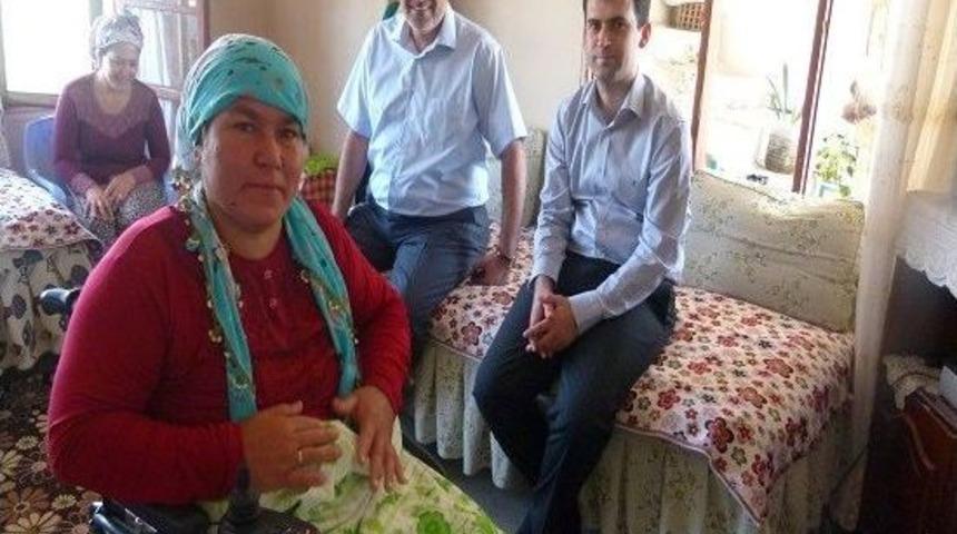 Karaisalı Kaymakamı Bir Aileyi Daha Sevindirdi