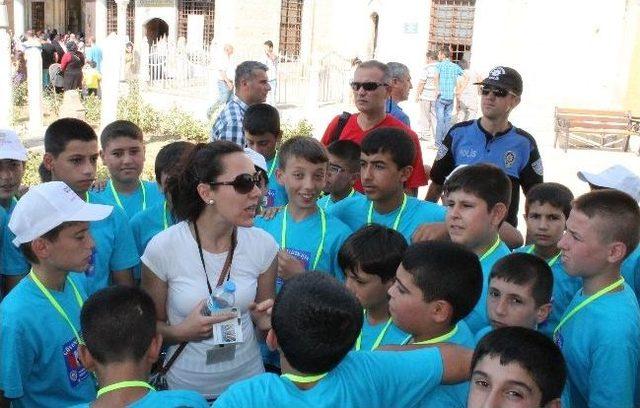 Mersinli &Ouml;ğrenciler Mevlana M&uuml;zesini Ziyaret Etti 1