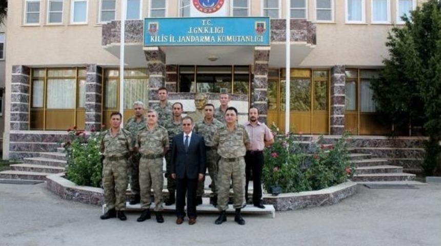 Vali S&uuml;leyman Tapsız&rsquo;dan Jandarma Komutanı İnce&rsquo;ye Hayırlı Olsun Ziyareti