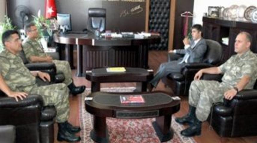 İl Jandarma Komutanı Albay Ali Taş&rsquo;tan, Koyulhisar&rsquo;a Veda Ziyareti