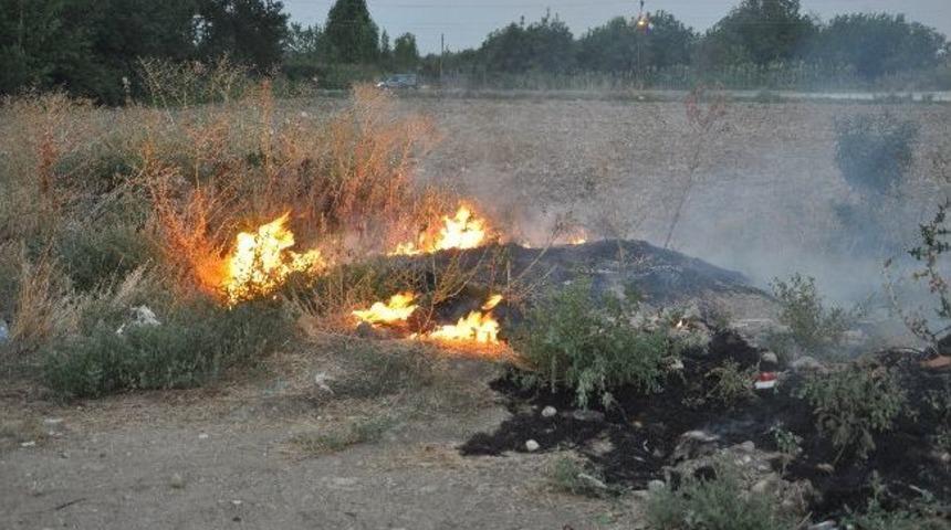 Kırklareli'de Otluk Alanda Yangın