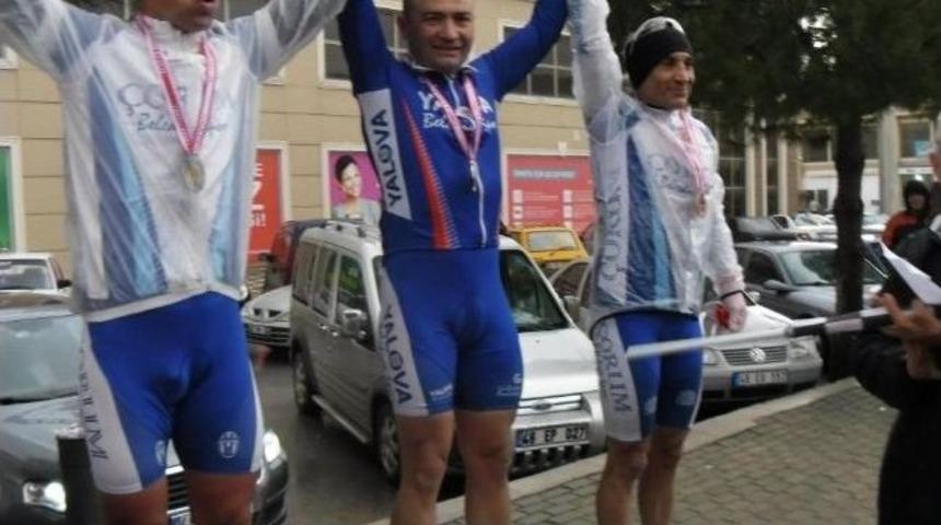 Yalovalı Bisiklet&ccedil;iler İtalya&rsquo;da M&uuml;cadele Edecek