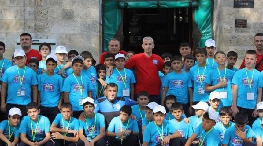 Mersinli &Ccedil;ocuklar Ulucami'ye Hayran Kaldı