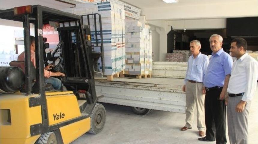 Ders Kitaplarının Okullara Dağıtılmasına Başlandı