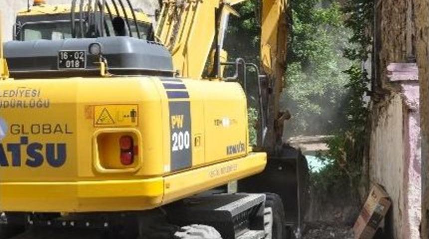 Sinanbey Caddesi Genişletiliyor