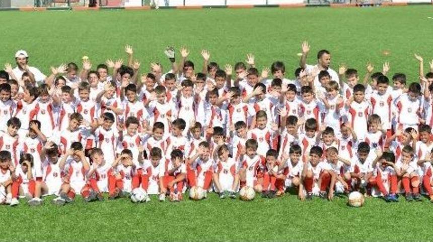 &Ccedil;iğli&rsquo;de Yaz Spor Okullarına B&uuml;y&uuml;k İlgi