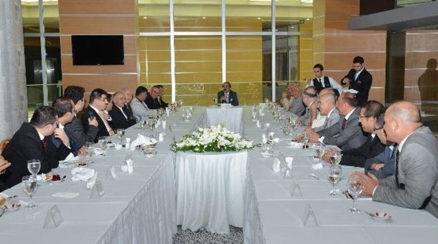 Tayini &Ccedil;ıkan M&uuml;lki İdare Amirlerine Veda Yemeği