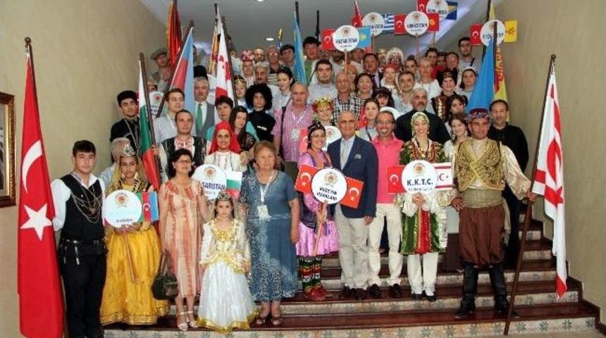 Dans&ccedil;ılar Başkan Yılmaz&rsquo;ı Ziyaret Etti