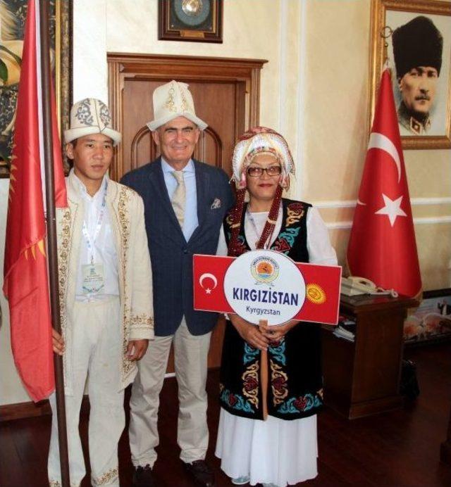 Dans&ccedil;ılar Başkan Yılmaz&rsquo;ı Ziyaret Etti 2