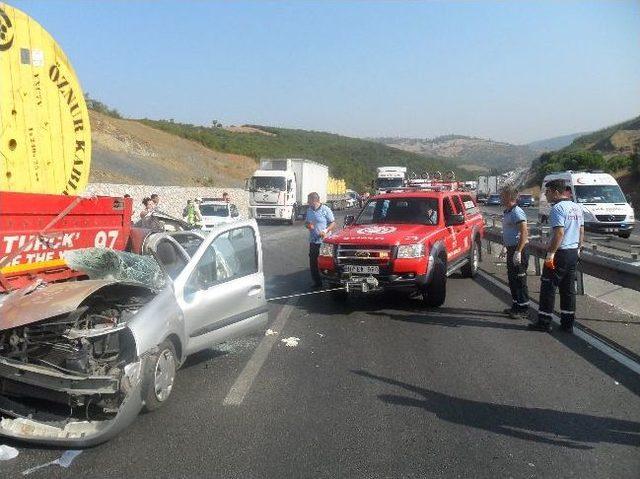 Balıkesir'de Trafik Kazası: 3 Ölü, 3 Yaralı