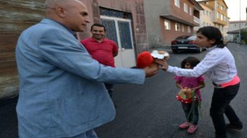 Yakutiye Belediyesi Asfalt &Ccedil;alışmalarını Hızlandırdı