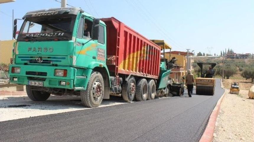 Sarı&ccedil;am'da Asfalt &Ccedil;alışması