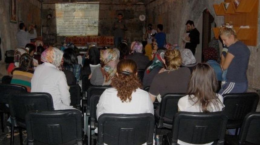 Bitlis'te "aile Okulu Projesi" Tanıtıldı