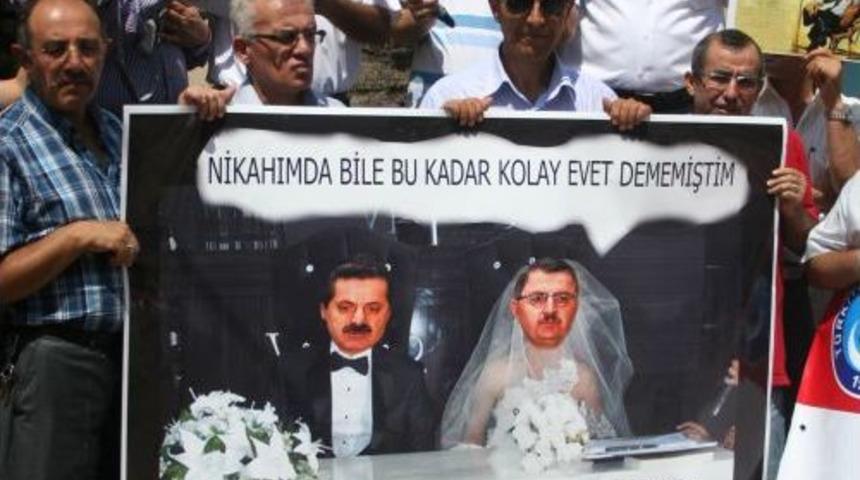 Maaş Artış Oranlarına Fotoğraflı Protesto