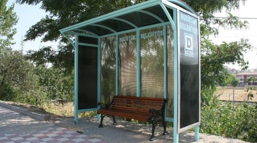 Atatürk Caddesi’ne Yeni Dolmuş Durakları