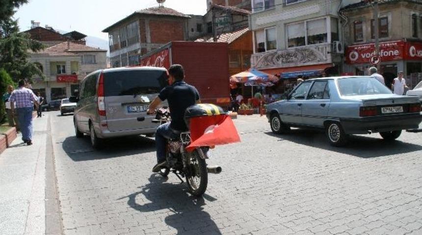 Devrek&rsquo;te Askerler Kışlalarına Uğurlanıyor