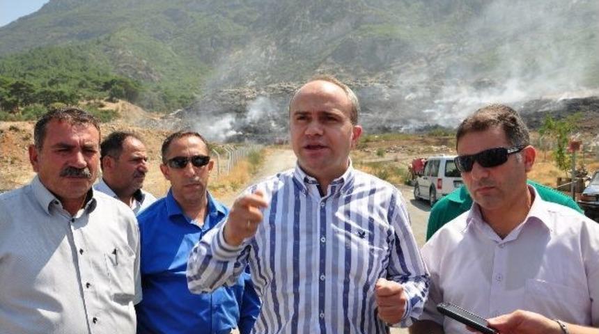 Ak Partili Mersinli Yanan Şehir &Ccedil;&ouml;pl&uuml;ğ&uuml;n&uuml; İnceledi