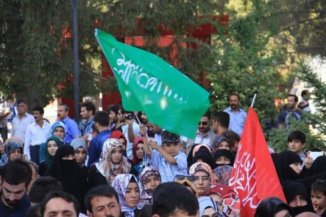 Katledilen Mısırlılar İ&ccedil;in Gıyabi Cenaze Namazı