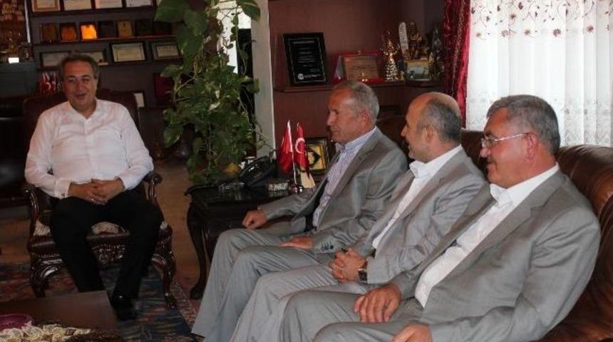 Nevşehir Ticaret Borsası Y&ouml;neticileri, &Uuml;nver&rsquo;i Ziyaret Etti
