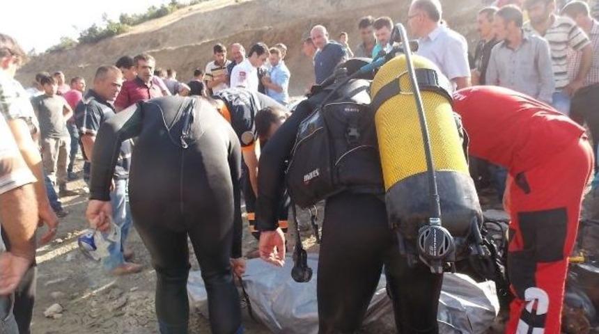 Serinlemek İ&ccedil;in Girdiği G&ouml;lette Boğuldu