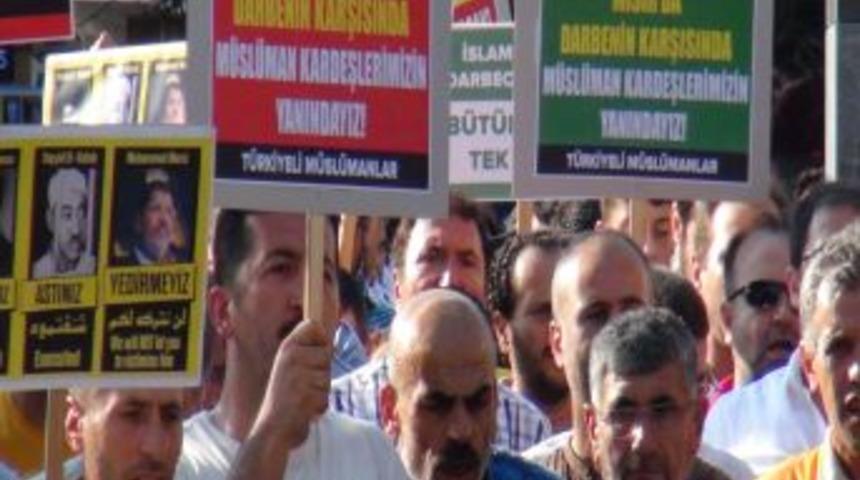 Mısır&rsquo;daki Katliam Antalya&rsquo;da Protesto Edildi