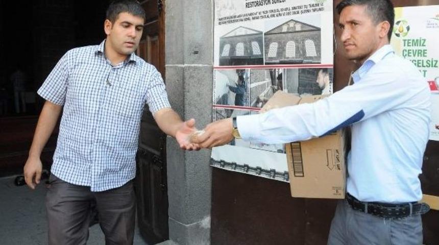 Ak Parti, Kuruluş Yıld&ouml;n&uuml;m&uuml; Kutlamalarını İptal Etti