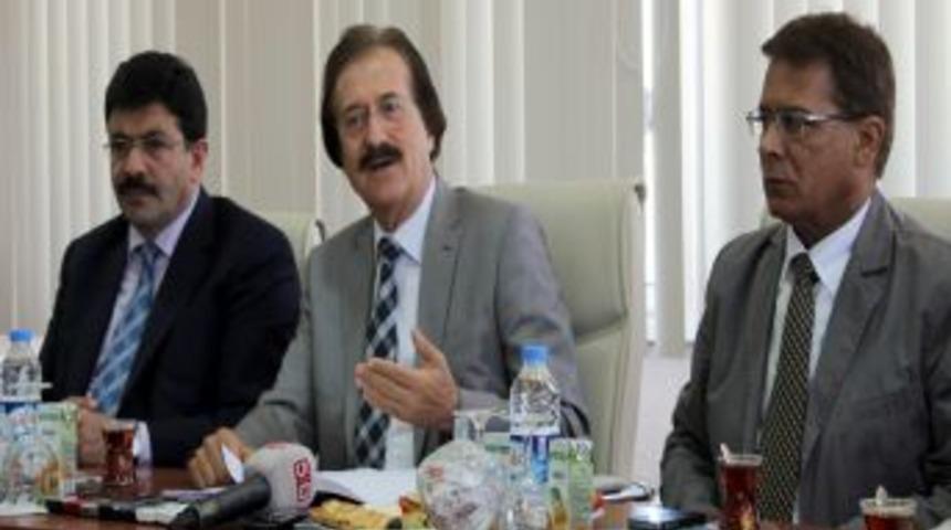 Rekt&ouml;r Prof. Dr. Kocacık: Sivas'ın Kalkınmasına Katkı Sağlayacağız