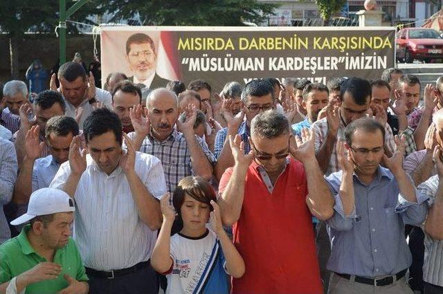 Afyonkarahisar'da, Mısır'da Hayatını Kaybedenler İçin Gıyabi Cenaze Namazı Kılındı