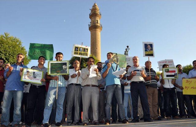 Midyatlılar Mısır'daki Katliamda Ölenler Için Gıyabi Cenaze Namazı Kıldı