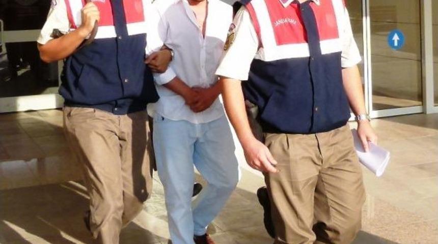 Baba Oğula Otomobiliyle &Ccedil;arptıktan Sonra Ka&ccedil;an Işadamı Tutuklandı