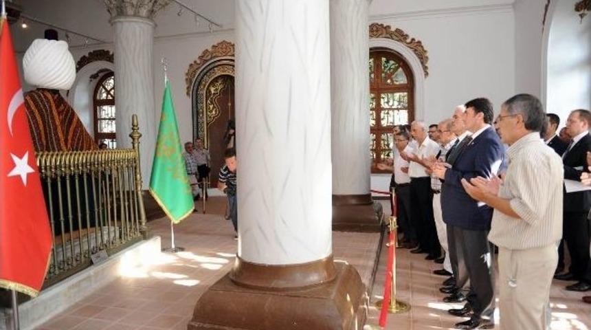 1. Murad H&uuml;davendigar Han Kabri Başında Anıldı