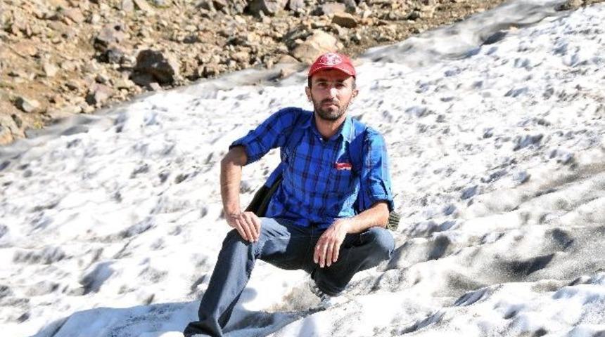 G&uuml;m&uuml;şhane&rsquo;de Ağustos Ayında Kar