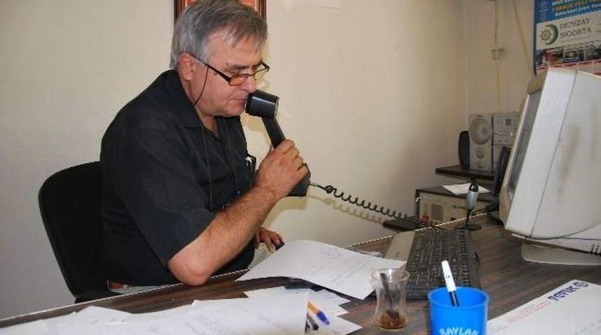 Ses sanat&ccedil;ısı değil ama sesi ile para basıyor