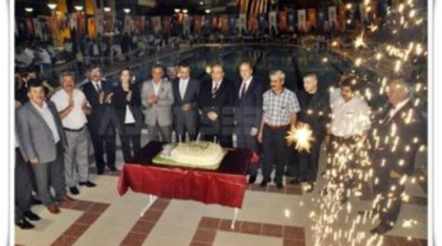 AKP&rsquo;nin Elazığ&rsquo;daki kutlaması s&ouml;n&uuml;k ge&ccedil;ti