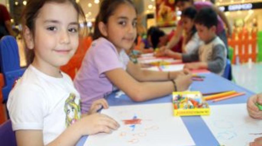 Optimum &Ccedil;ocuk Kul&uuml;b&uuml;&rsquo;nde Eğlenerek &Ouml;ğreniyorlar