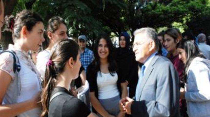 Kayseri&rsquo;ye 12 Bin Yeni Turizm Ve G&ouml;n&uuml;l El&ccedil;isi Geliyor