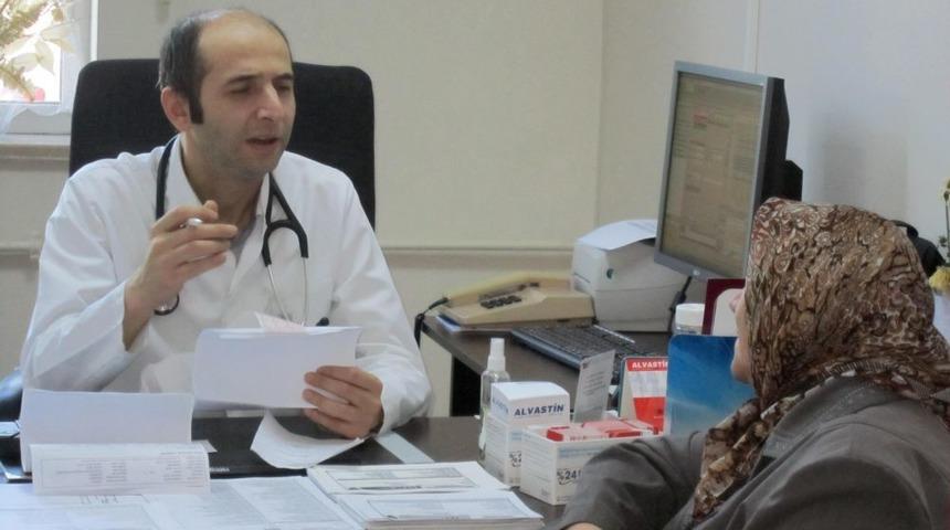 A&Uuml;'de Kalp Kapağı Ameliyatsız Değiştiriliyor