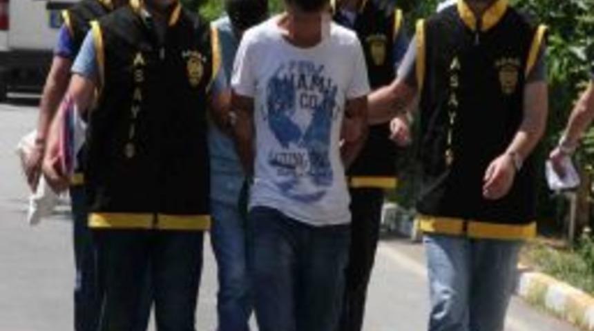 Denetimli Serbestlikten Yararlanıp Dolandırıcılık Yaparken Yakalandılar