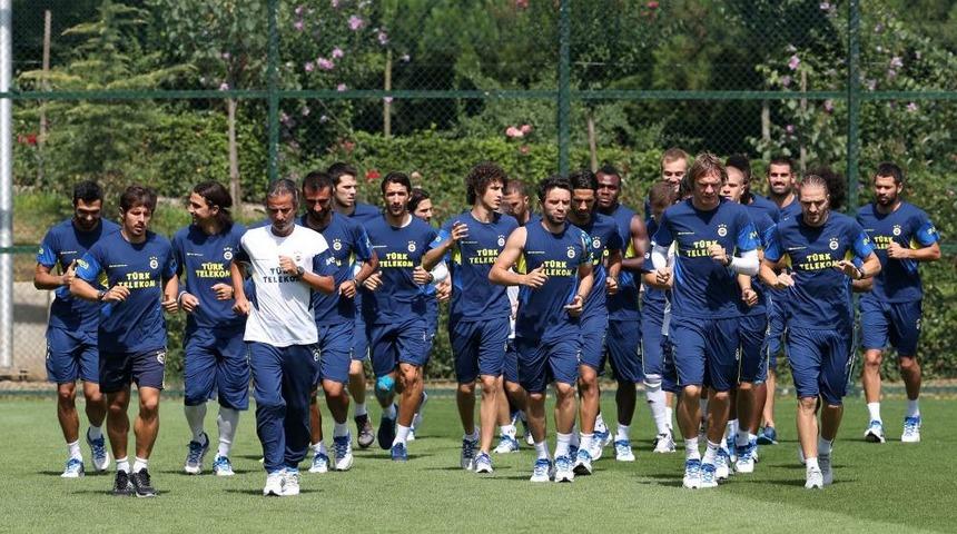 Fenerbah&ccedil;eli Futbolcular, Dayanıklılık Koşusu Yaptı