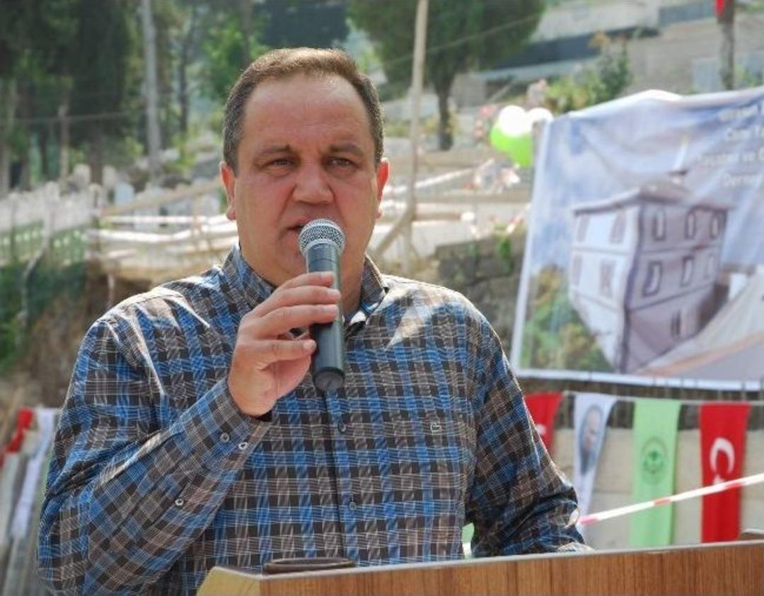 Chp&rsquo;li Belediye Cami Yapıyor